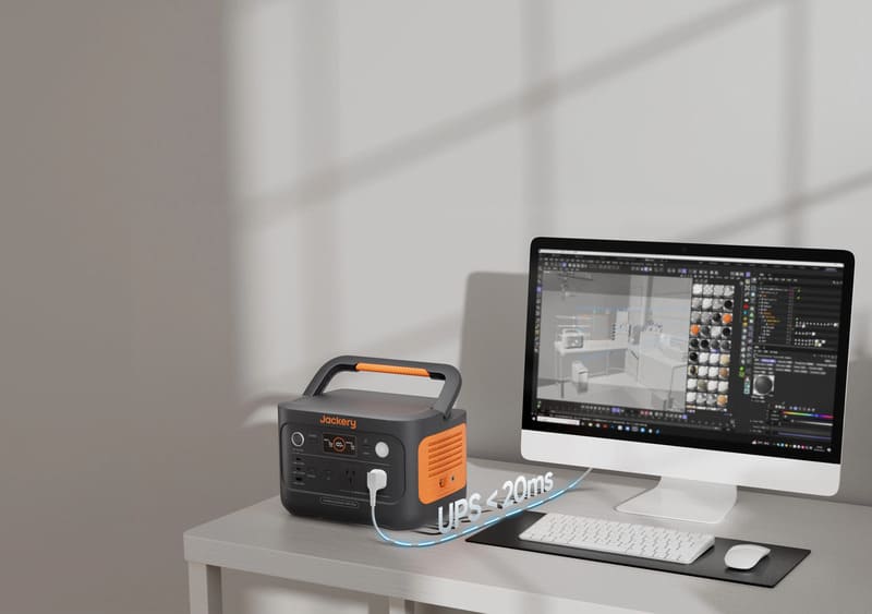 Jackery Explorer 600 Plus Portable Power Station connected to a Pc.