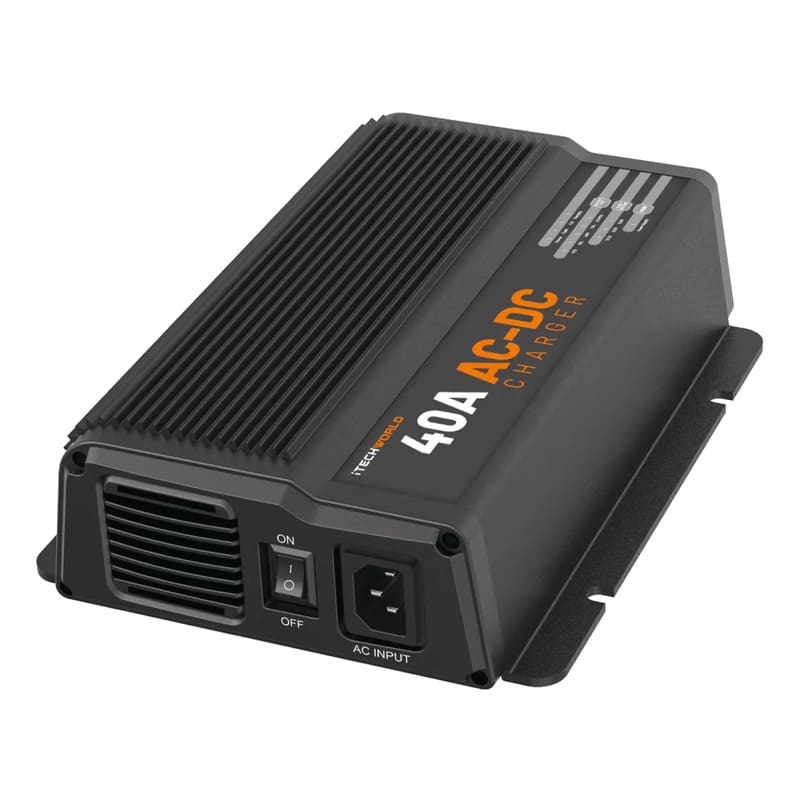 itechworld-ultimate-4wd-kit-with-itech200ss - intelligent charger  on a white background.